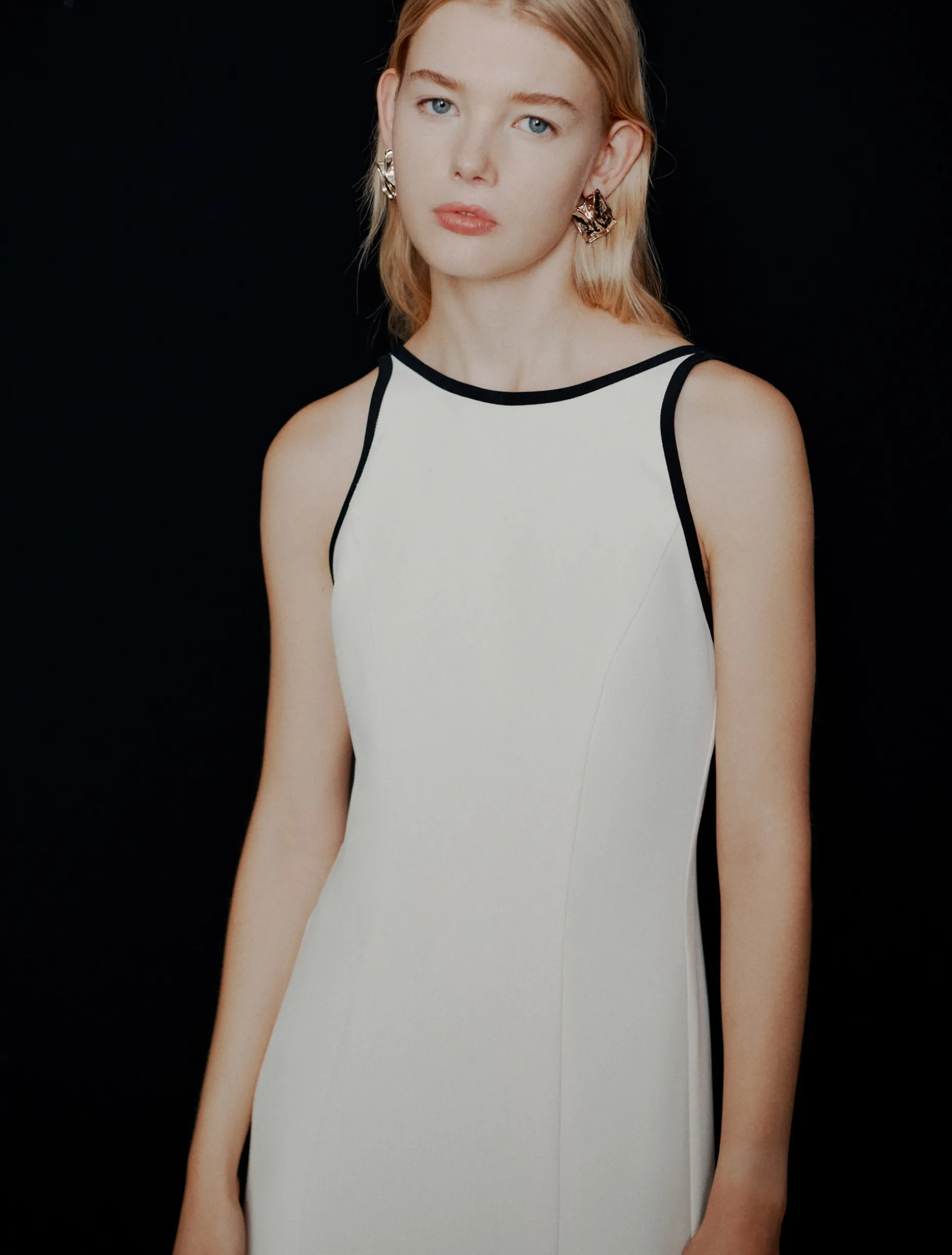 Abito in envers satin con schiena scoperta - BIANCO LANA