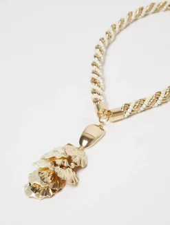 Collana lunga con conchiglie metalliche - MADREPERLA