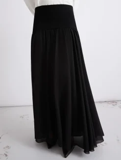 Gonna svasata in georgette - NERO