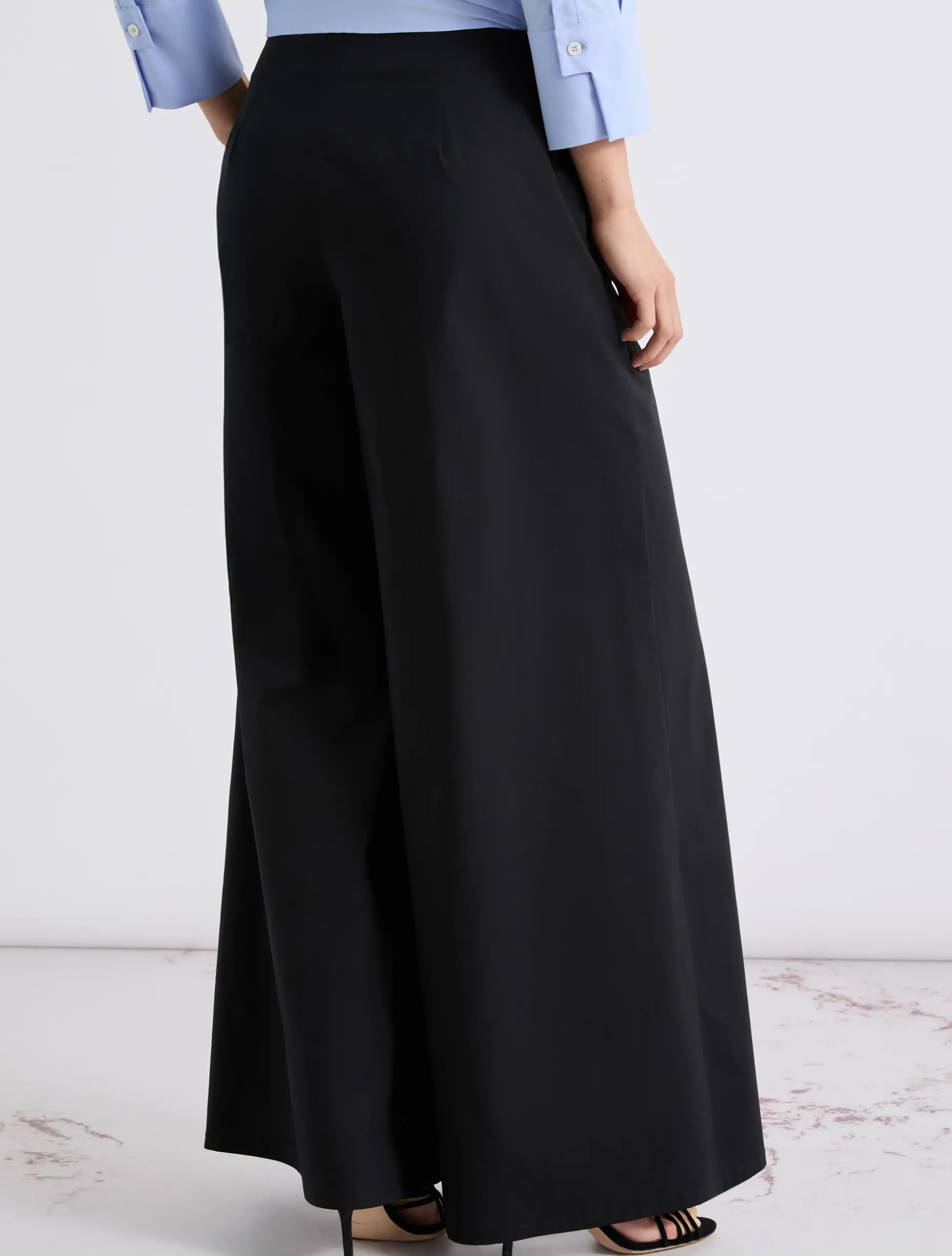 Pantalone ampio stretch - NERO